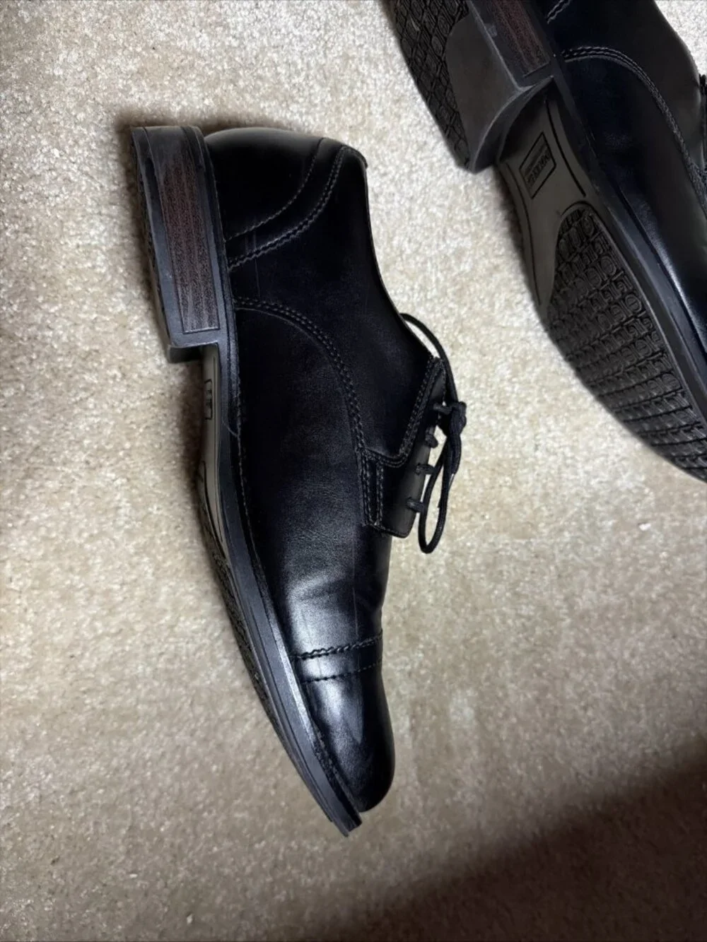 Dockers Men's Black Leather Cap-Toe Lace-Up Oxford Dress Shoes Size 8.5